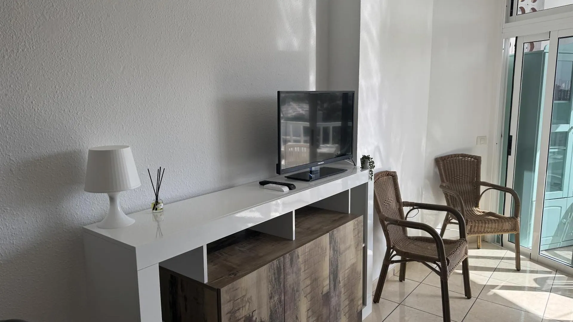 Las Americas Stunning Apartment Close To The Sea In Tenerife Arona